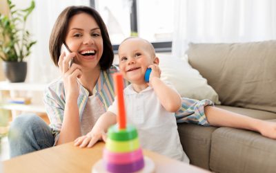 Lakukan 6 Trik Berikut untuk Merangsang Bayi Belajar Bicara